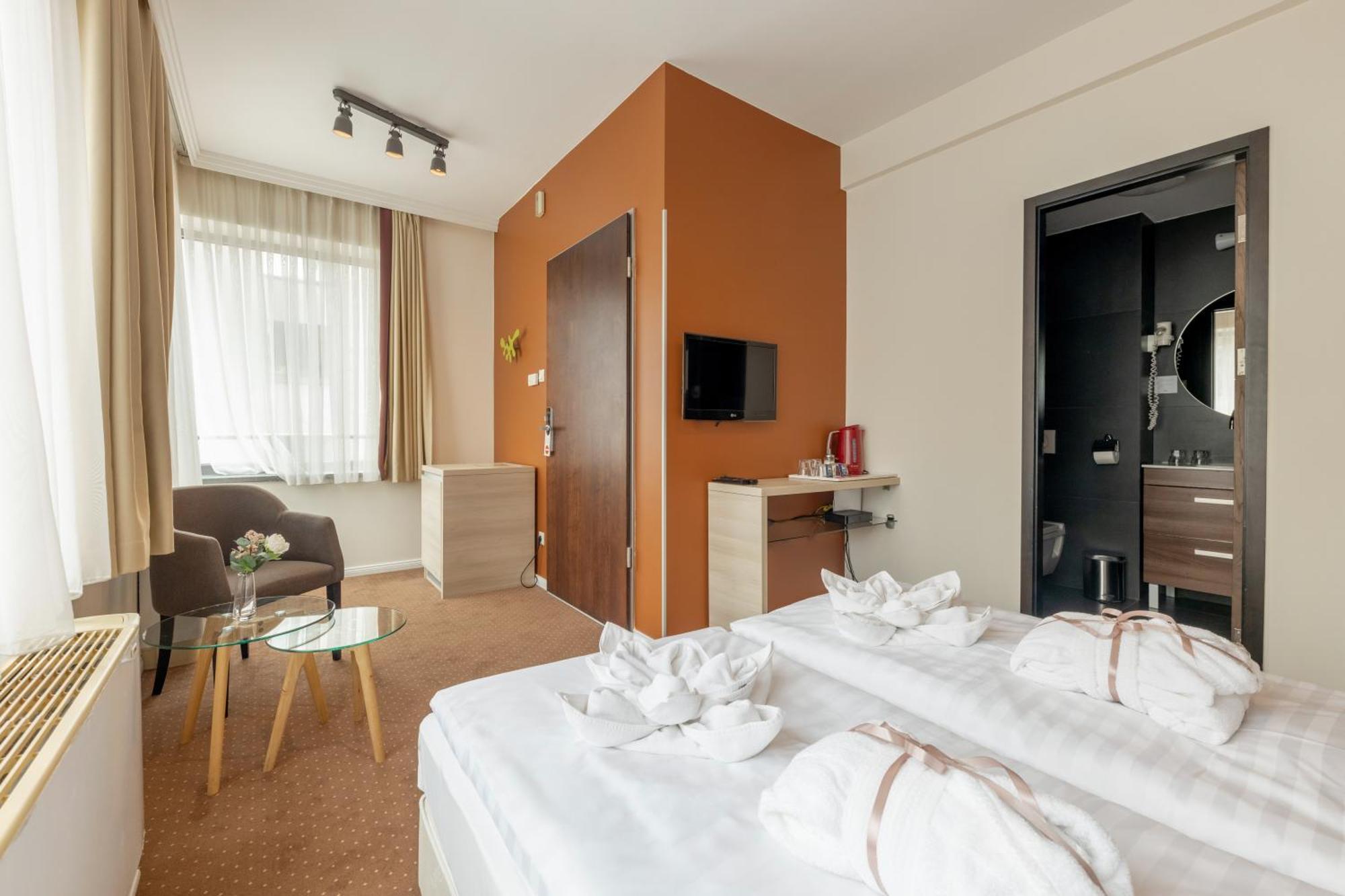 Budapest Tower Eksteriør bilde